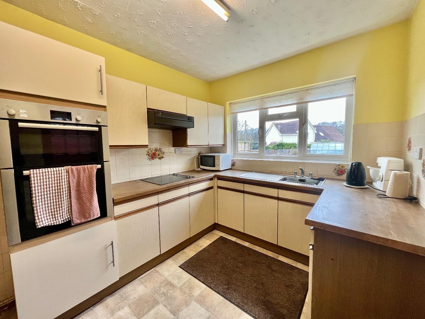 Watts & Bowham Avenue, Bridgend County Borough, CF31 3PA